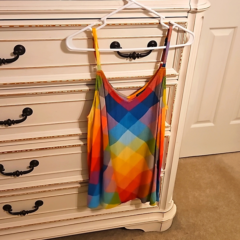 Torrid rainbow tank
